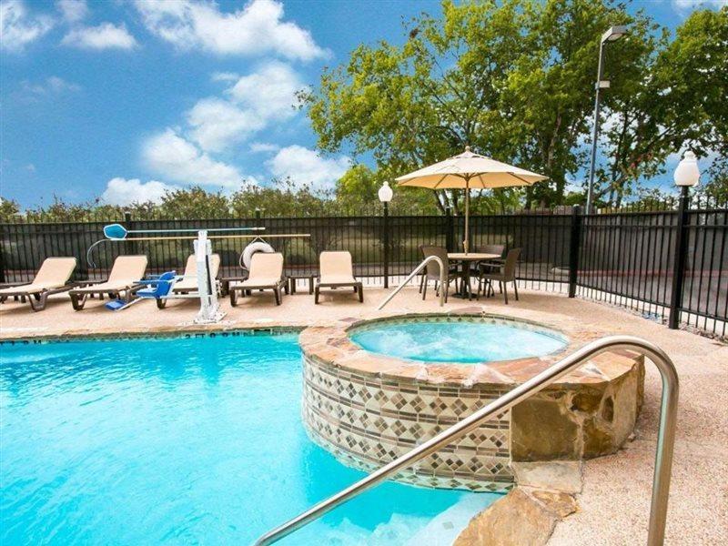 Sleep Inn & Suites New Braunfels Bagian luar foto
