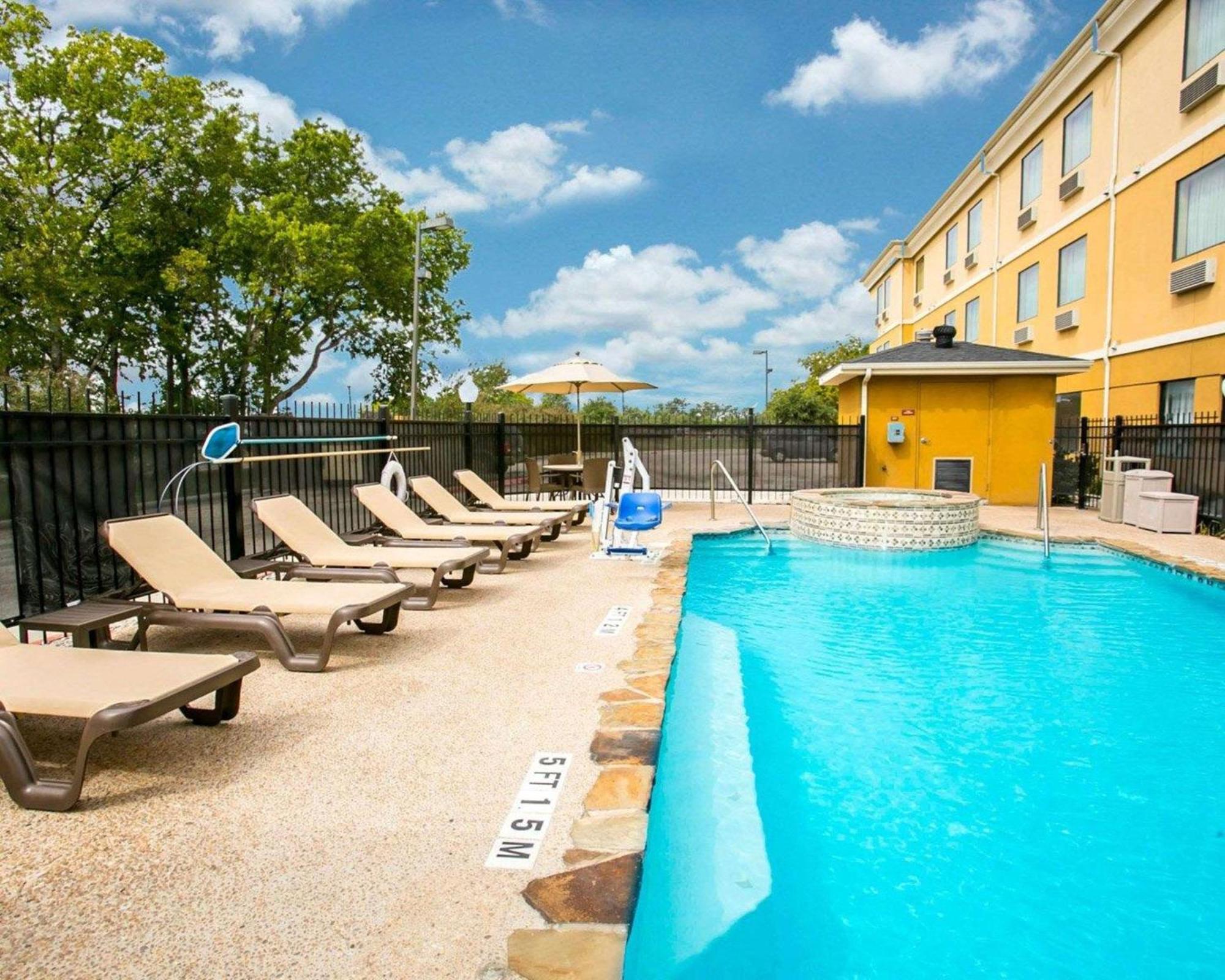 Sleep Inn & Suites New Braunfels Bagian luar foto